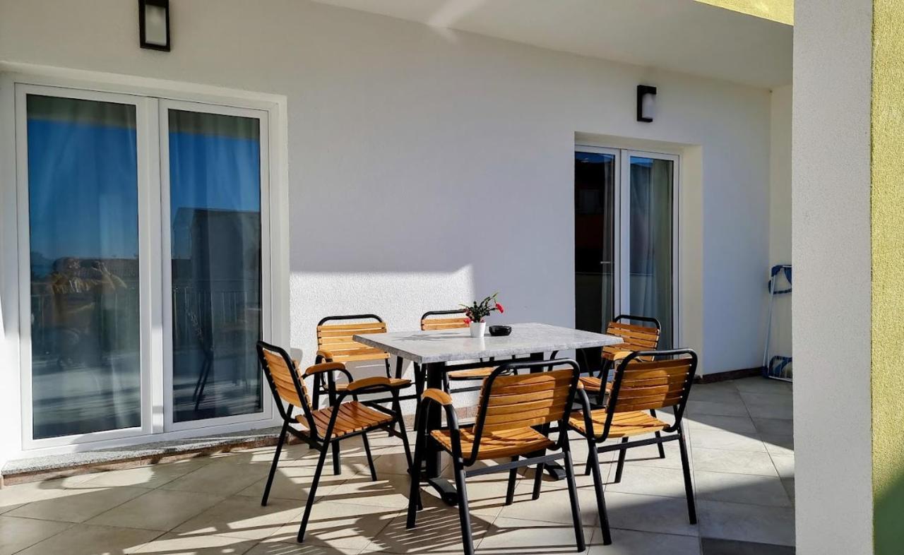 Bed & Breakfast Dorijini Dvori Baska Voda