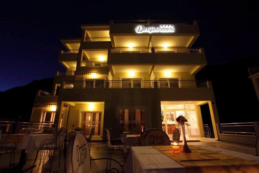 Dorijini Dvori Bed & Breakfast
