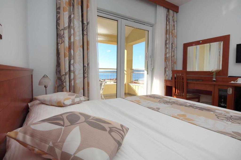 Dorijini Dvori Bed & Breakfast 4*