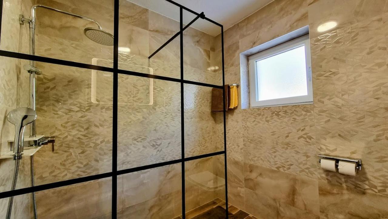 Bed & Breakfast Dorijini Dvori